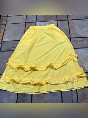 ashley stewart yellow ruffle skirt size 14/16 NWT